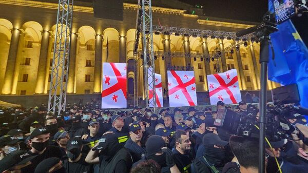 მერია: პარლამენტთან აქციის მონაწილეების შეკრება არასანქცირებულია