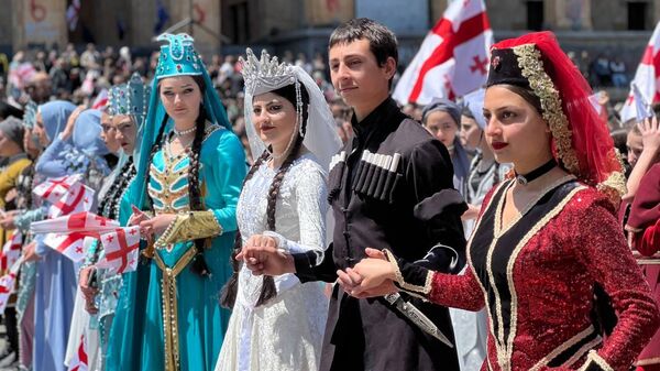 В Грузии отметили День святости семьи и уважения к родителям – яркие фото
