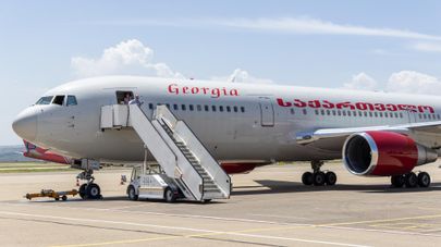 Самолет Georgian Airways Boeing 767-300