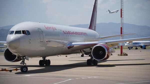 Самолет Georgian Airways Boeing 767-300 - Sputnik საქართველო