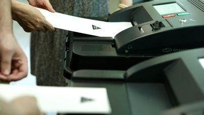 ЦИК Грузии учит избирателей голосовать по новым технологиям