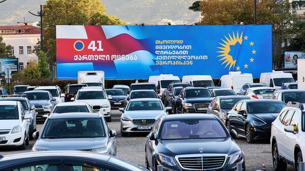 „იდეალური სიტუაცია ხელისუფლებისთვის" - არჩევნების წინ პარტიების რეიტინგი