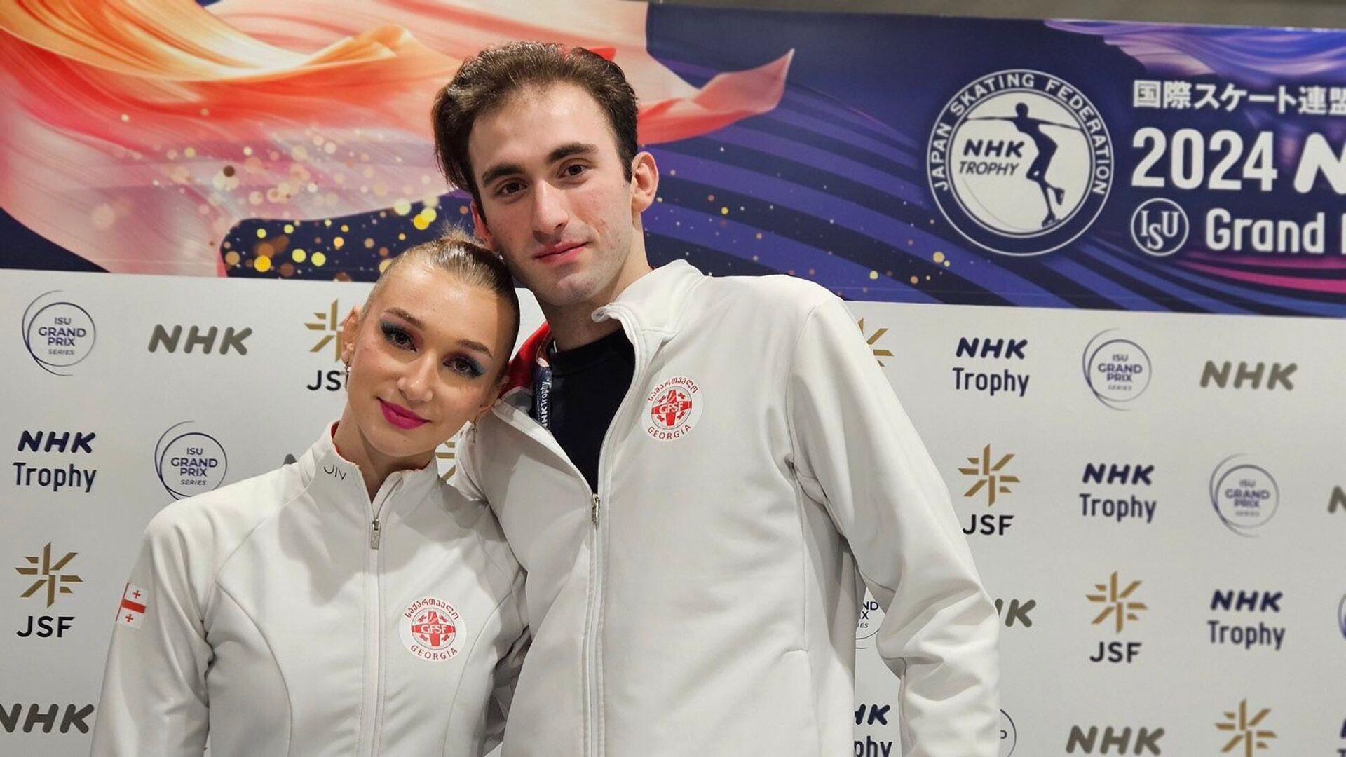 Фигуристы Анастасия Метелкина и Лука Берулава победили на этапе Гран-при NHK Trophy  - Sputnik Грузия, 1920, 09.11.2024