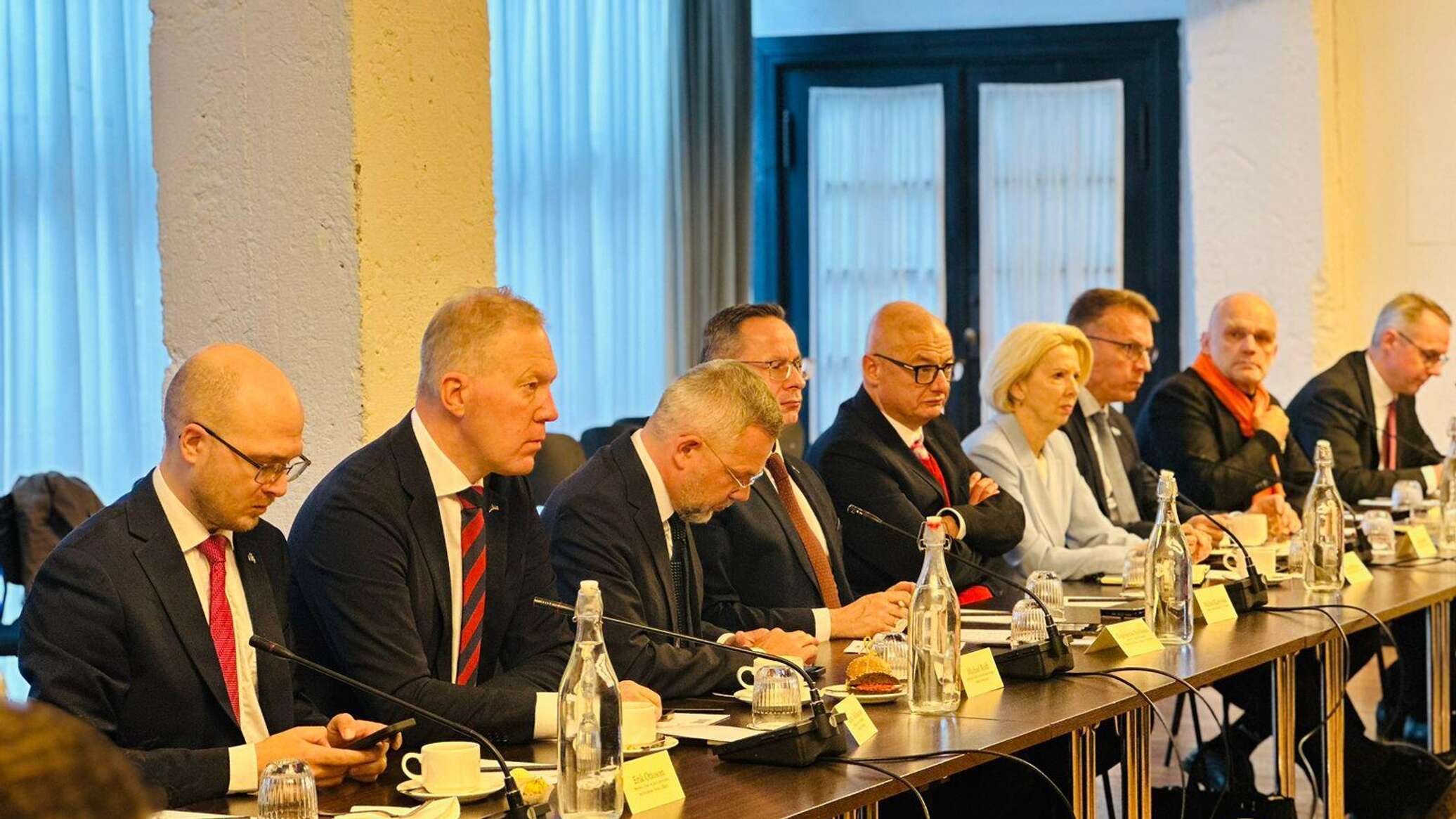 Каладзе назвал бездельниками прибывших в Тбилиси членов парламентов стран ЕС