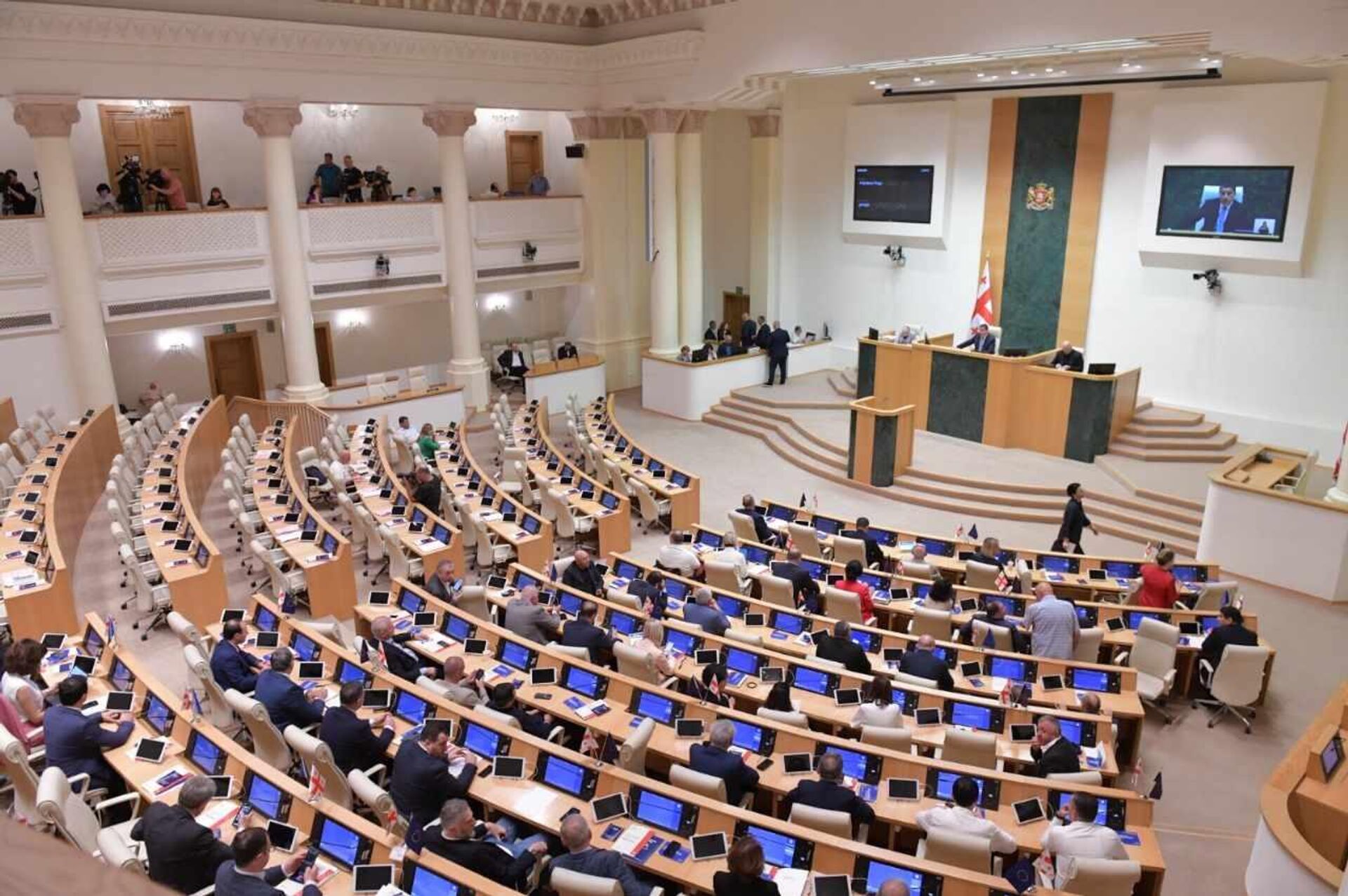 Первое заседание парламента Грузии XI созыва - Sputnik Грузия, 1920, 17.05.2025