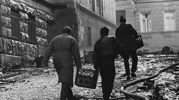 Кризис на улицах столицы Тбилиси, Грузия, 1992 г. - Sputnik Грузия