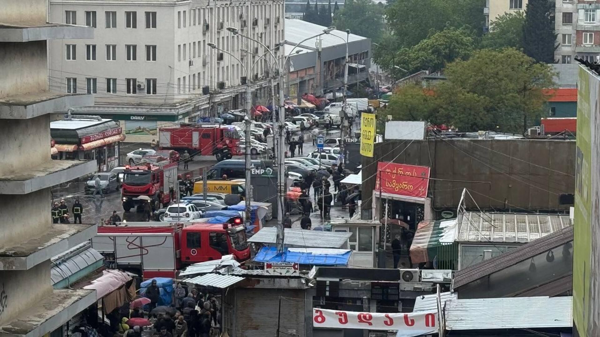 Сгоревшие склады и магазины на Вокзальной площади, на территории бывшего Боржомского вокзала - Sputnik საქართველო, 1920, 01.05.2025