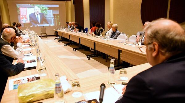 В Тбилиси состоялась конференция, приуроченная к юбилею Победы - видео - Sputnik Грузия