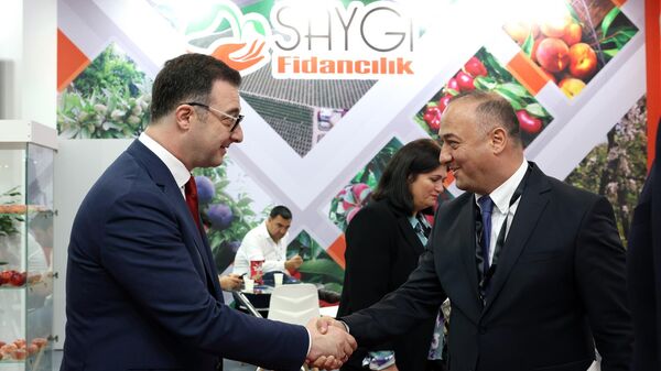 გარემოს დაცვისა და სოფლის მეურნეობის მინისტრის ვიზიტი ბაქოში - Sputnik საქართველო