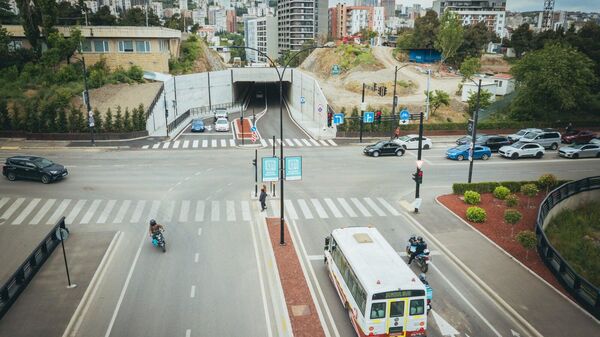 Автомобильный тоннель, соединяющий улицы Университетская и Кавтарадзе, открылся в Тбилиси - Sputnik Грузия