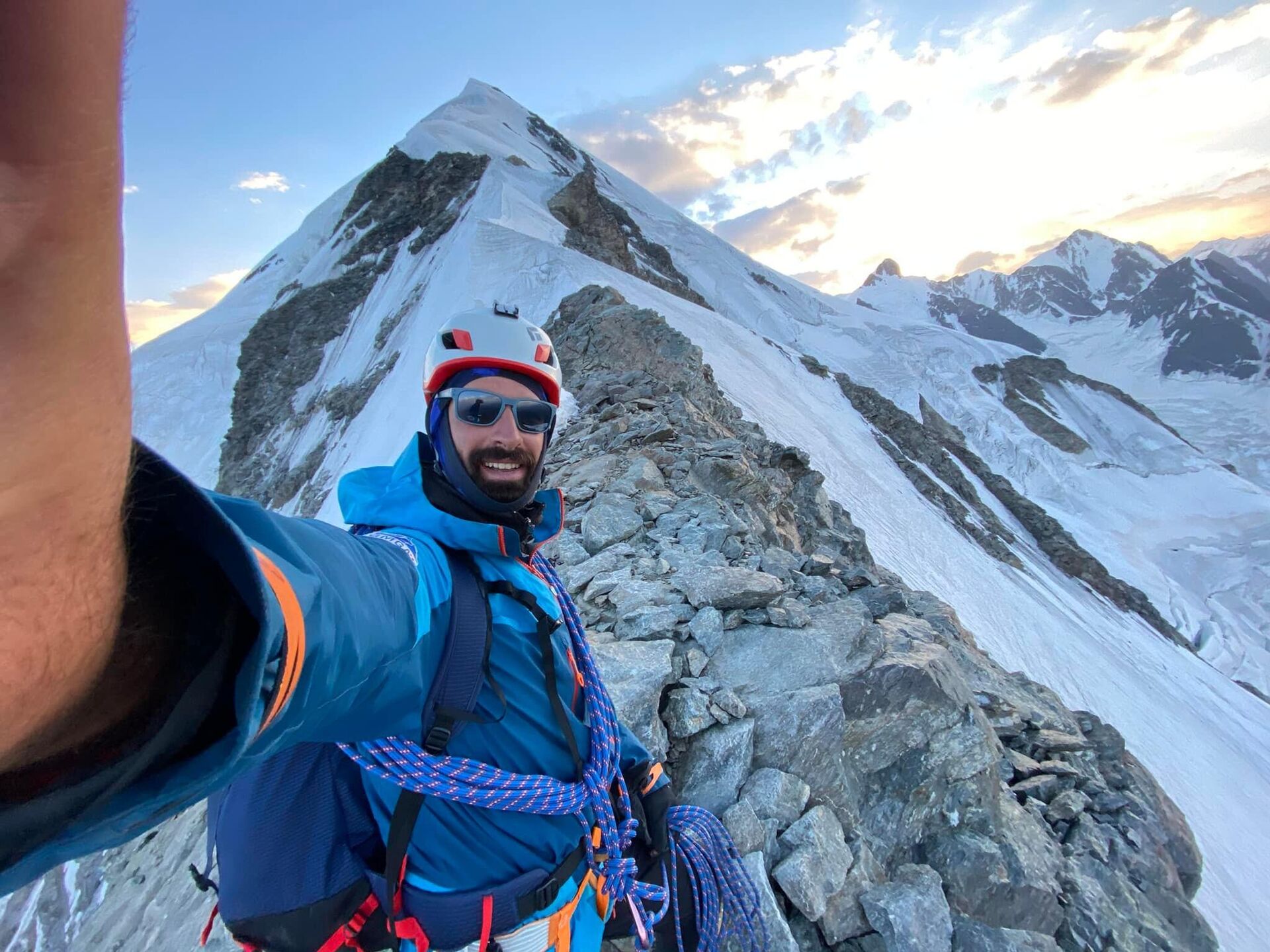 Альпинист Ника Палиани - Sputnik Грузия, 1920, 24.05.2025