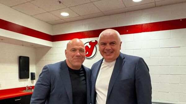 Президент UFC Дан Уайт и министр спорта Грузии Шалва Гогуадзе - Sputnik Грузия