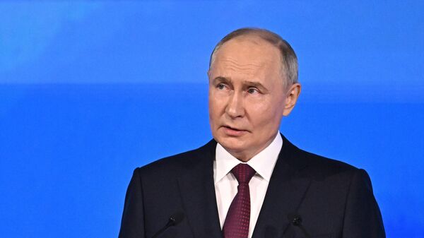 Выступление Владимира Путина на пленарной сессии ПМЭФ