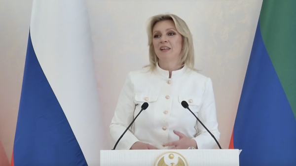 Захарова отвечает на вопросы журналистов по актуальной повестке - видео - Sputnik Грузия