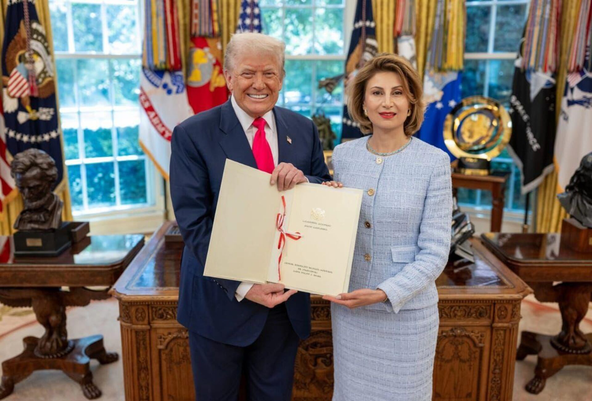 Посол Грузии Тамар Талиашвили передала Трампу послание от правительства страны Посол Грузии Тамар Талиашвили передала Трампу послание от правительства страны - Sololaki Грузия, 1920, 26.07.2025