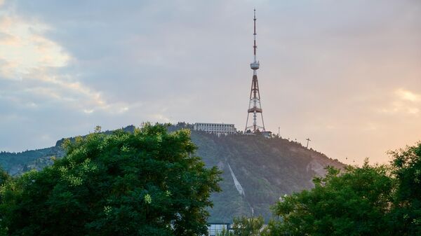 Тбилиси - виды города в августе в летнюю жару - Sputnik Грузия