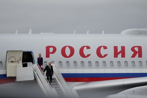 Президент России Владимир Путин прибывает на Аляску. - Sololaki Грузия