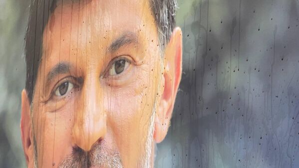 Большой портрет Кахи Каладзе тоже пострадал. - Sputnik Грузия