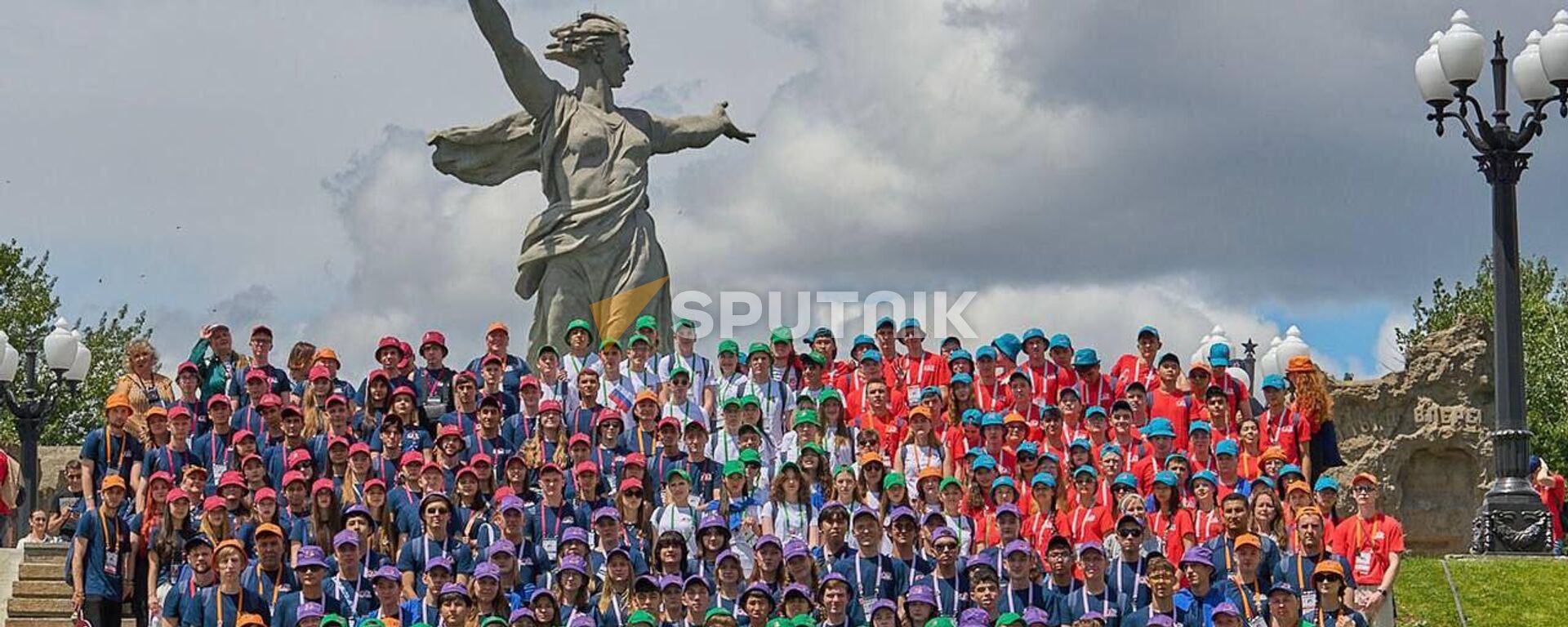 Город-герой Сталинград - Sputnik Грузия, 1920, 18.09.2025