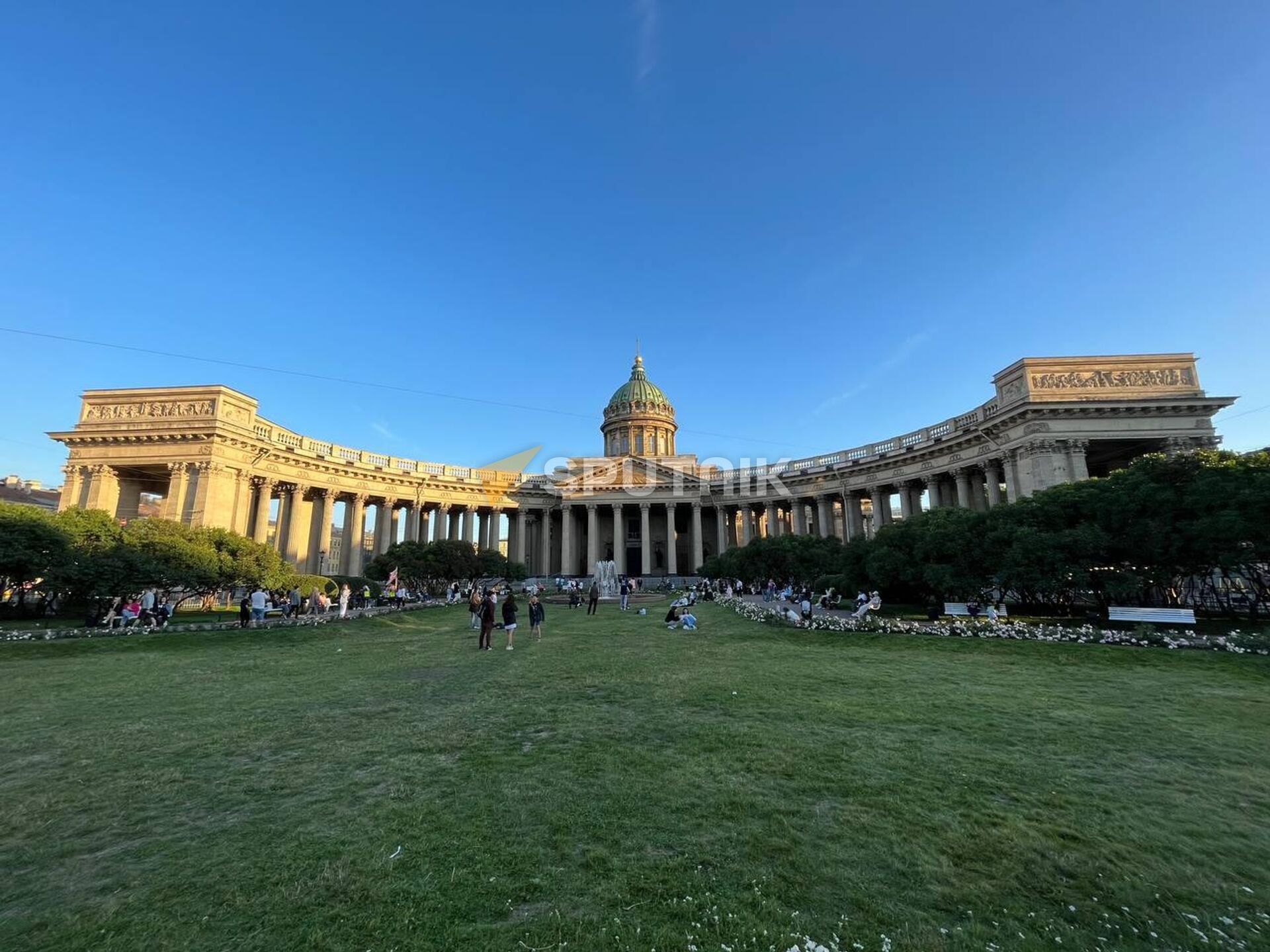 Казанский собор в Петербурге - Sputnik Грузия, 1920, 18.09.2025