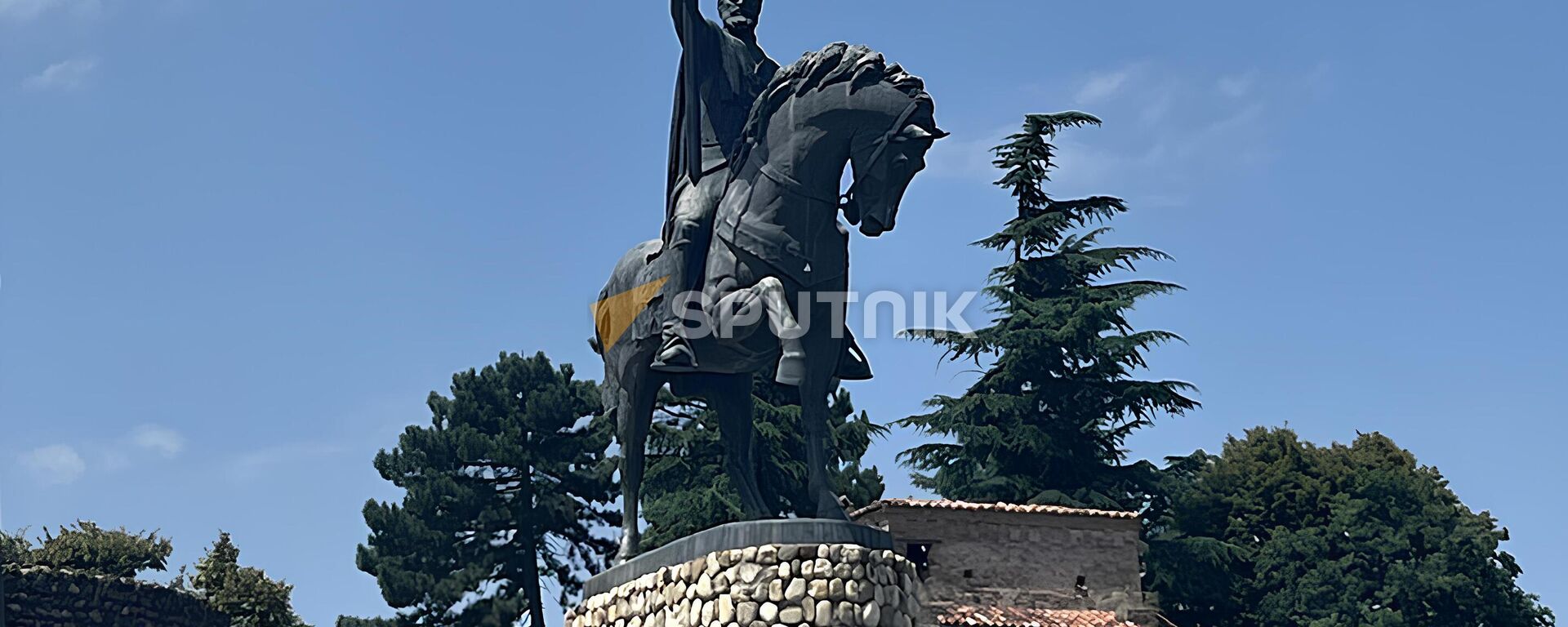 Памятник Ираклию II в Телави - Sputnik Грузия, 1920, 24.09.2025