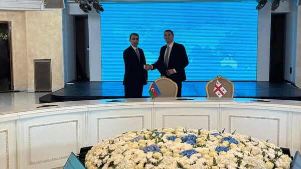 Заключение соглашения между ГЖД и АЖД - Sputnik Грузия