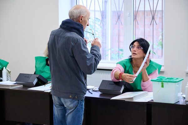 Муниципальные выборы в Грузии 4 октября 2025 года - Sputnik Грузия