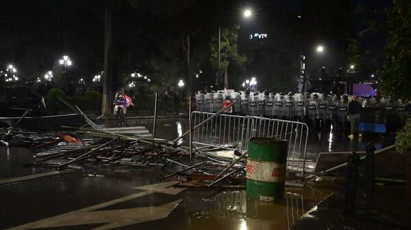 Митинг объединенной оппозиции у администрации президента Грузии 4 октября 2025 года - Sputnik Грузия