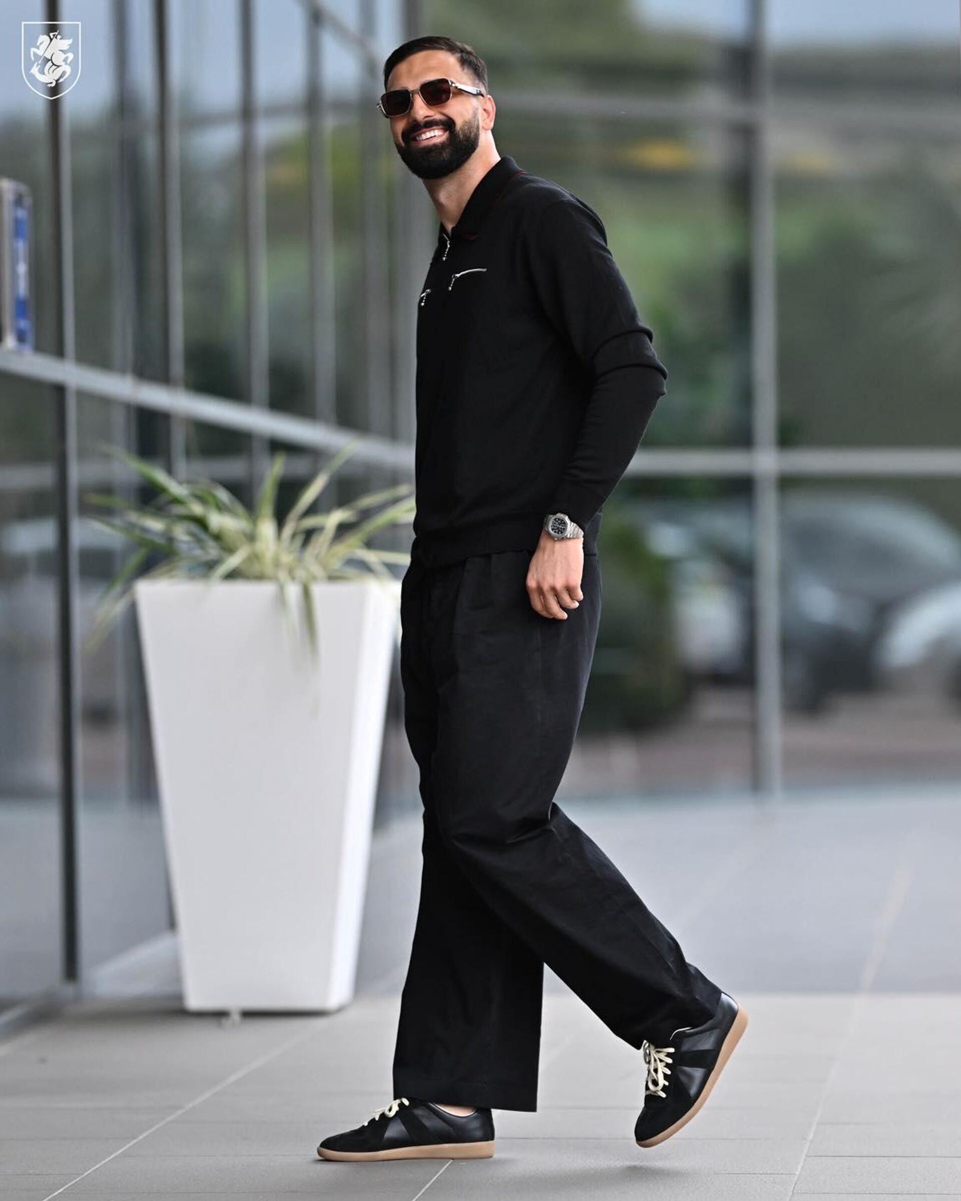 Футболисты сборной Грузии начали подготовку к матчам отбора на ЧМ-2026 против Испании и Турции  - Sputnik Грузия, 1920, 07.10.2025