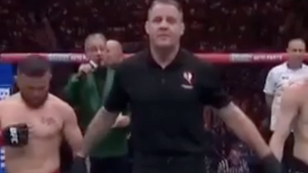 Грузинский борец Мераб Двалишвили сохранил титул чемпиона UFC - видео - Sputnik საქართველო