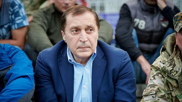 „ყველაფერი კარგად იქნება: როგორ გაანადგურა ოპერის მომღერალმა თავისი პოლიტიკური კარიერა - Sputnik საქართველო