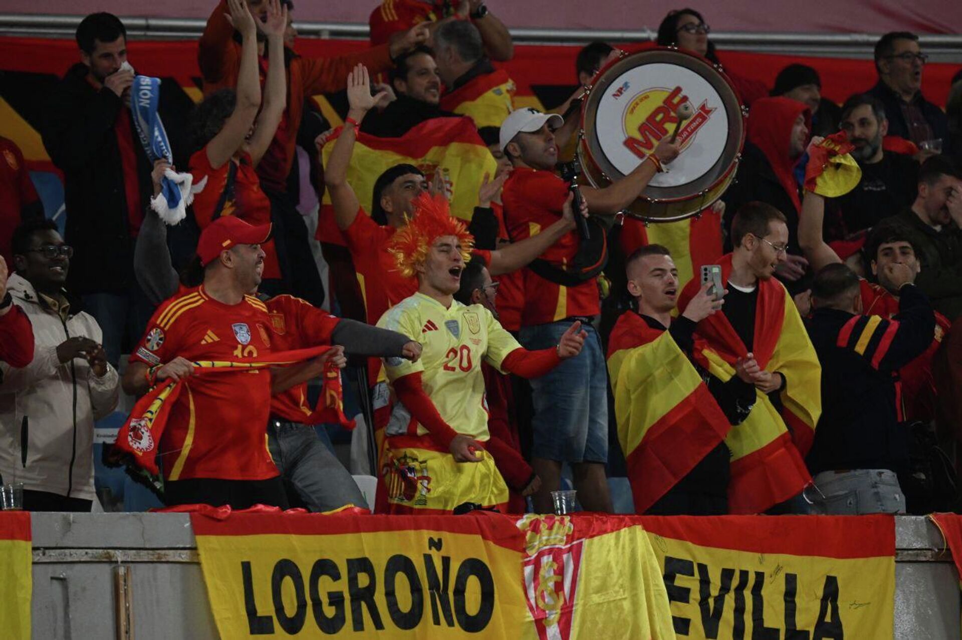 Матч между сборными по футболу Грузии и Испании в рамках отборочного тура к ЧМ-2026 - Sputnik საქართველო, 1920, 16.11.2025