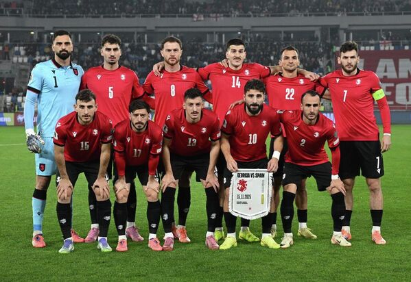 Сборная Грузии перед игрой с командой Испании.  - Sputnik Грузия