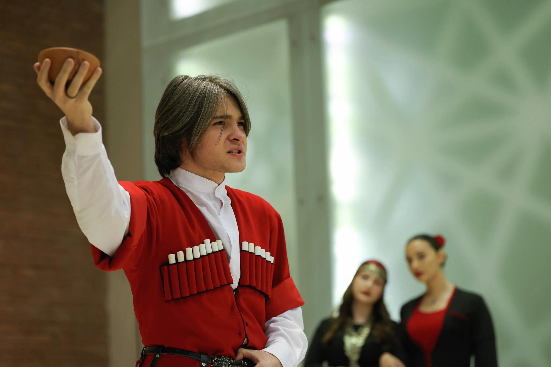 В Тбилиси отметили День толерантности и 10-летие Совета этнических меньшинств В Тбилиси отметили День толерантности и 10-летие Совета этнических меньшинств - Sputnik Грузия, 1920, 18.11.2025