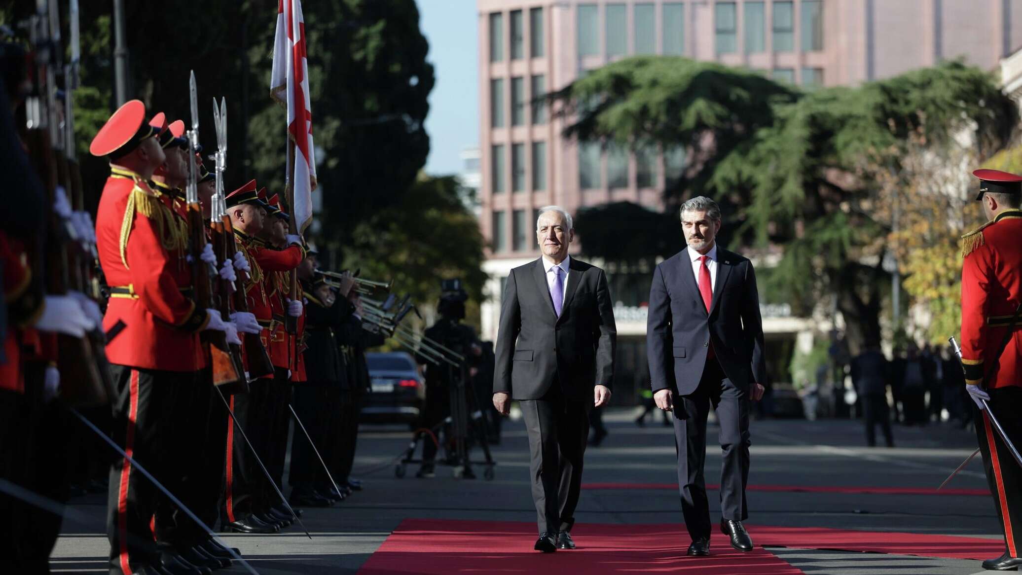 Президент Армении в Грузии: что обсуждали президенты двух стран?