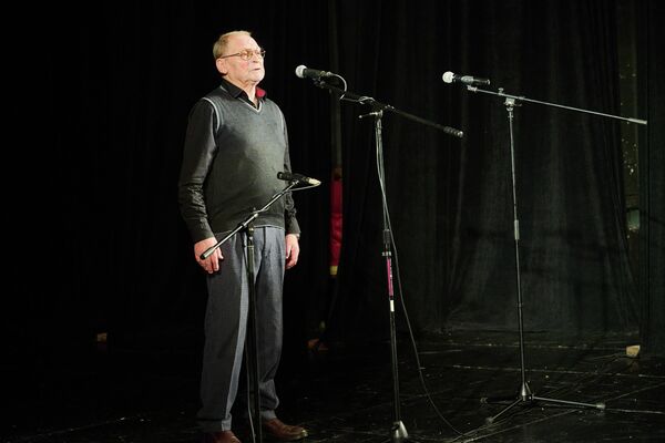 Журналист Андрей Белявский рассказывает о своей дружбе с Владимиром Головиным.  - Sputnik Грузия