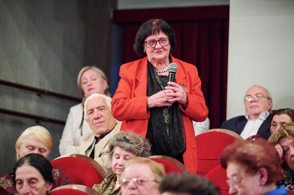 Журналист Додо Ахвледиани рассказывает о совместной работе с Владимиром Головиным. - Sputnik Грузия