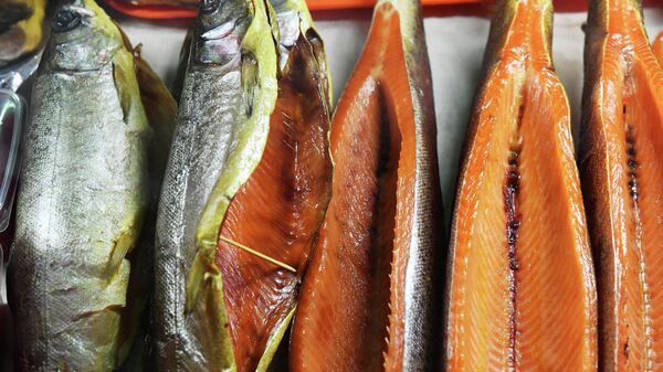 Копчёная рыба - Sputnik Грузия