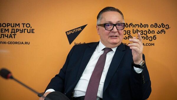Арно Хидирбегишвили - Sputnik Грузия