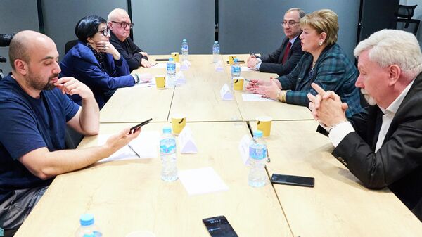 Круглый стол газеты Свободная Грузия на тему Борьба Грузии с внешним вмешательством - Sputnik Грузия