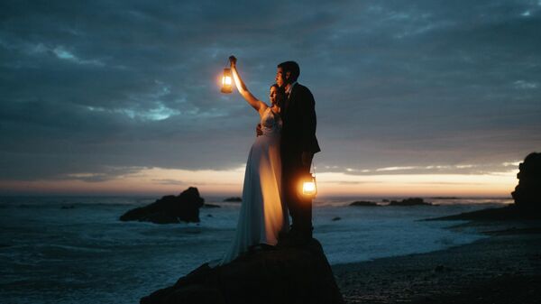 Снимок фотографов Sammie & Micah	Chaffin, победивший в категории LIT конкурса 2025 International Wedding Photographer of the Year - Sputnik Грузия