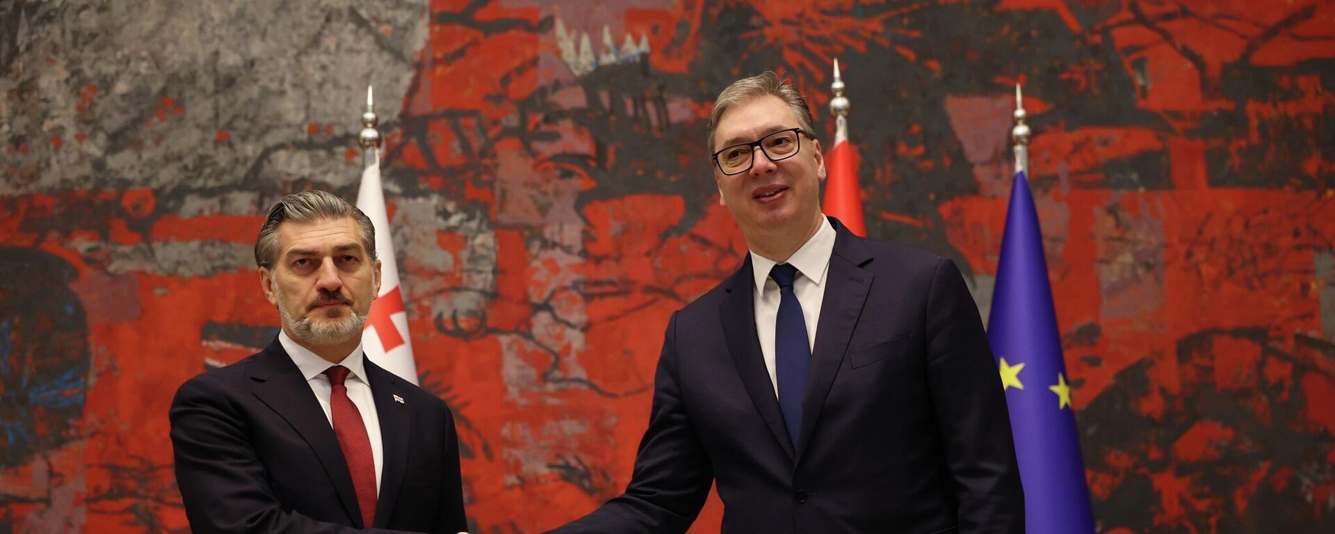 Президент Грузии Михаил Кавелашвили и президент Сербии Александр Вучич - Sputnik Грузия, 1920, 18.12.2025