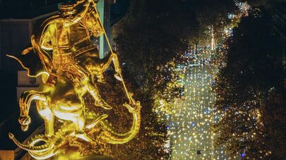 Предновогодний Тбилиси: иллюминация, елка и "Новогодняя деревня" 2026