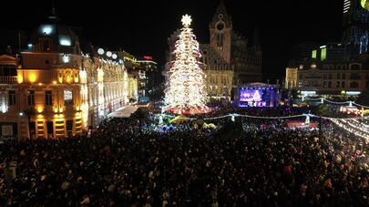 Предновогодний Батуми: иллюминация, елка и "Новогодняя деревня" 2026