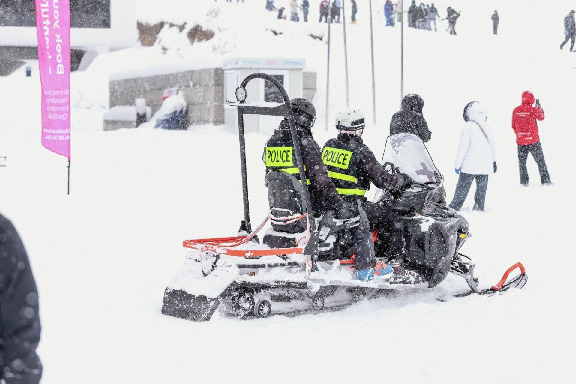 Лыжные патрули МВД Грузии - Sputnik Грузия, 1920, 28.12.2025