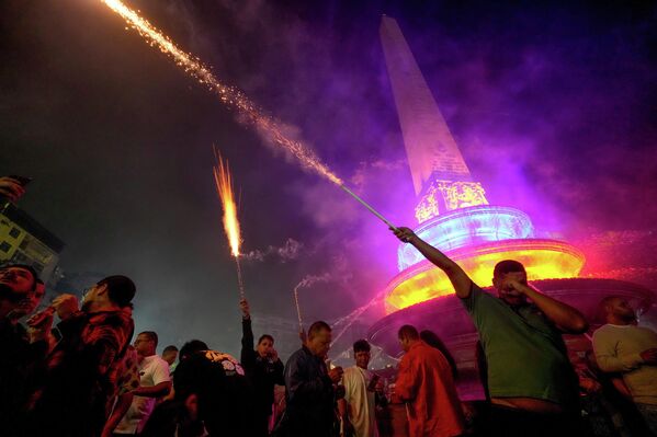 Эффектное празднование Нового года в Каракасе, Венесуэла. - Sputnik Грузия
