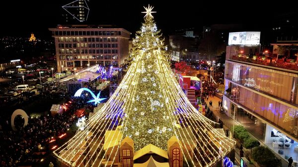 Почему фейерверки оказались в Грузии под запретом? - видео - Sputnik Грузия