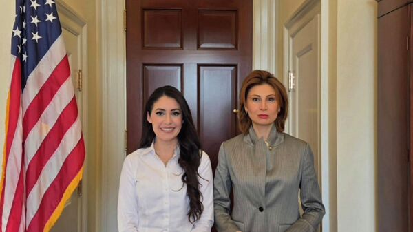 Посол Грузии в США с членом Палаты представителей  - Sputnik Грузия