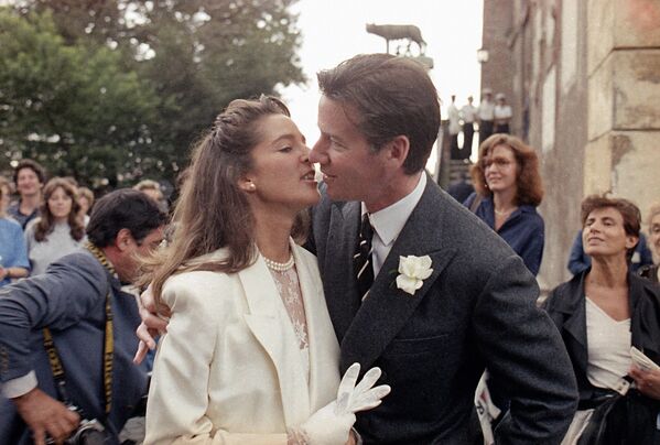 Американский модельер Кельвин Кляйн родился 19 ноября 1942 года. - Sputnik Грузия