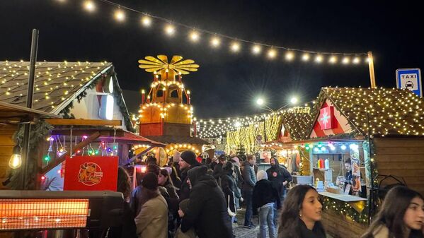 Но эффект от усилий по организации праздника и созданию настроения для тысяч людей превзошел ожидания.  - Sputnik Грузия